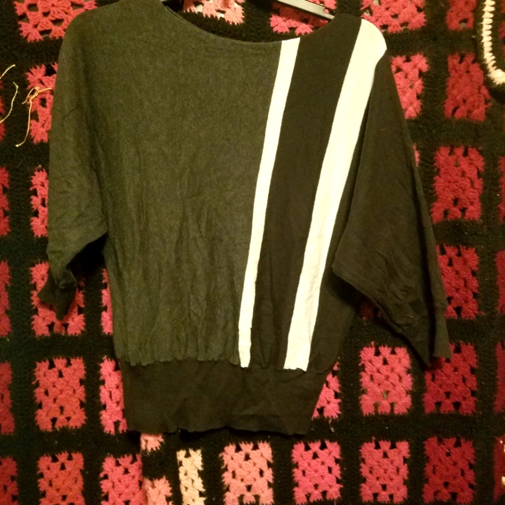 Jeanne Pierre sweater size L